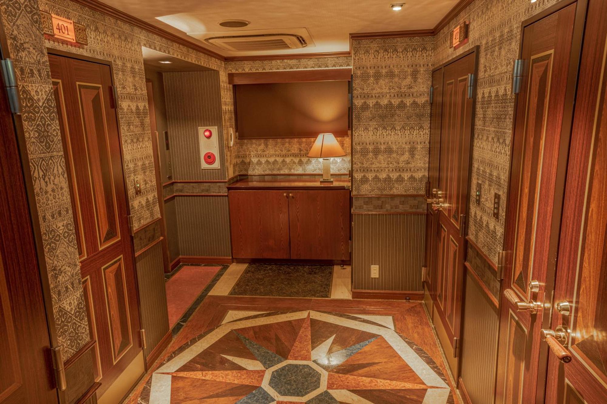 Hotel Salle De Bain (Adults Only) Osaka Exterior photo